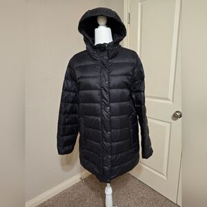 Eddie Bauer Women's StratusTherm Down Parka Size Large (L) in color Black